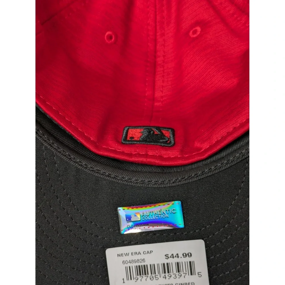 New Era 59Fifty Cincinnati Reds‎ Mascot Low Profile Fitted 7 1/8 On Field